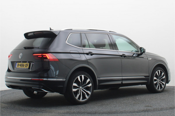Volkswagen Tiguan Allspace 1.5 TSI Highline Business R 7p. Panoramadak, Keyless, ACC, Trekhaak, Apple Carplay, Camera, 20"