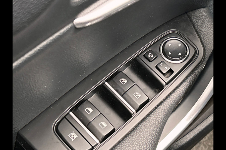 Kia Ceed Sportswagon 1.6 GDI PHEV DynamicLine| Camera | Carplay |Dealer Ondr. | Adapt. Cruise/Control | Stuur/Stoel Verwarming |