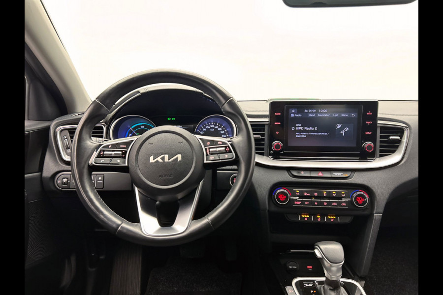 Kia Ceed Sportswagon 1.6 GDI PHEV DynamicLine| Camera | Carplay |Dealer Ondr. | Adapt. Cruise/Control | Stuur/Stoel Verwarming |