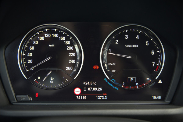 BMW X1 xDrive20i High Executive | Panoramadak | Head-Up Display | Stoelverwarming | HIFI | Camera | Leer | Trekhaak | Cruise Control | LED | Navigatie | NAP | Dealer Onderhouden | Automaat | Parkeersensoren | Climate Contro