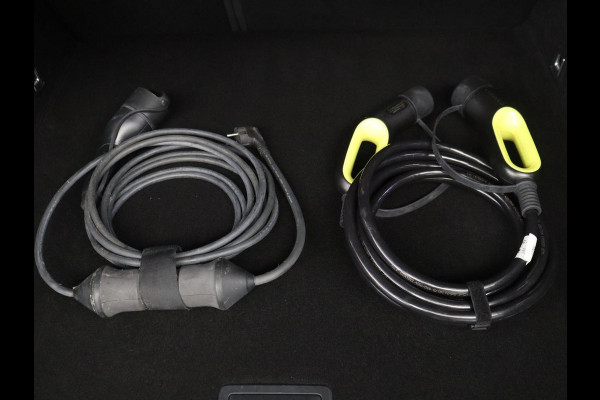 Lynk & Co 1 1.5 Plug In | Panorama | Infinty by Harman | Carplay | 360 Camera | Adaptive Cruise