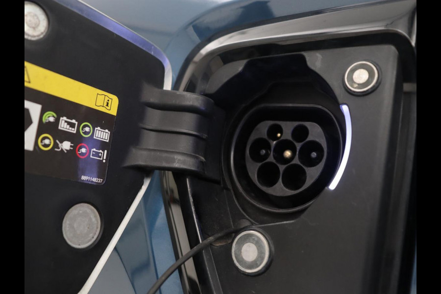 Lynk & Co 1 1.5 Plug In | Panorama | Infinty by Harman | Carplay | 360 Camera | Adaptive Cruise