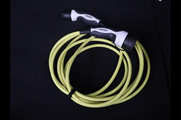 Volkswagen ID.3 First Plus 58 kWh | SOH 91,4% | Camera | LED | Stoelverwarming | LM-Velgen |