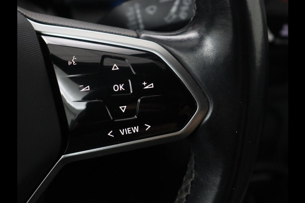 Volkswagen ID.3 First Plus 58 kWh | SOH 91,4% | Camera | LED | Stoelverwarming | LM-Velgen |