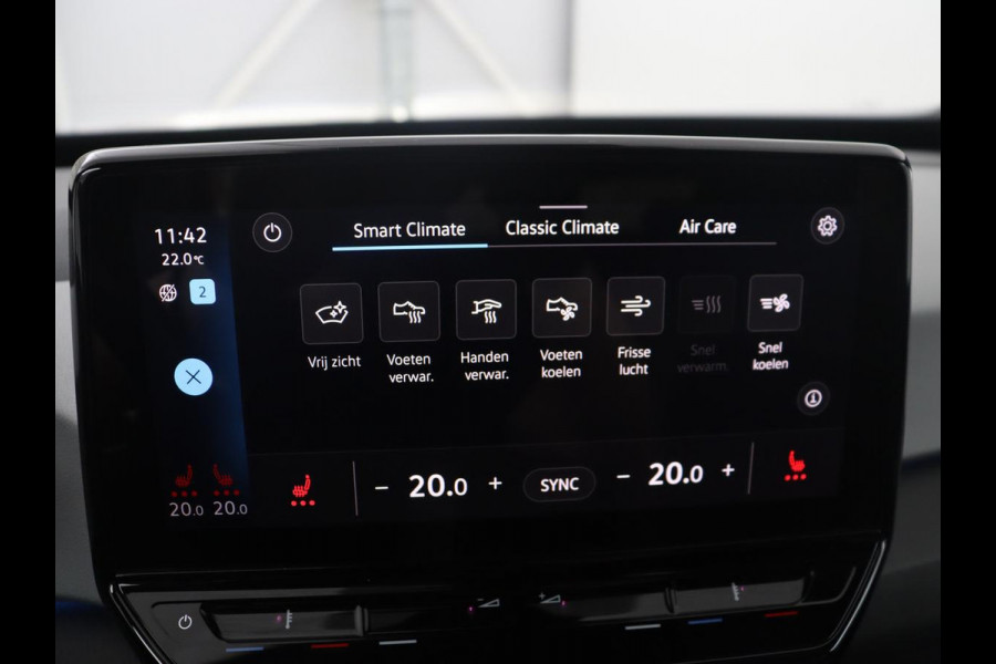 Volkswagen ID.3 First Plus 58 kWh | SOH 91,4% | Camera | LED | Stoelverwarming | LM-Velgen |