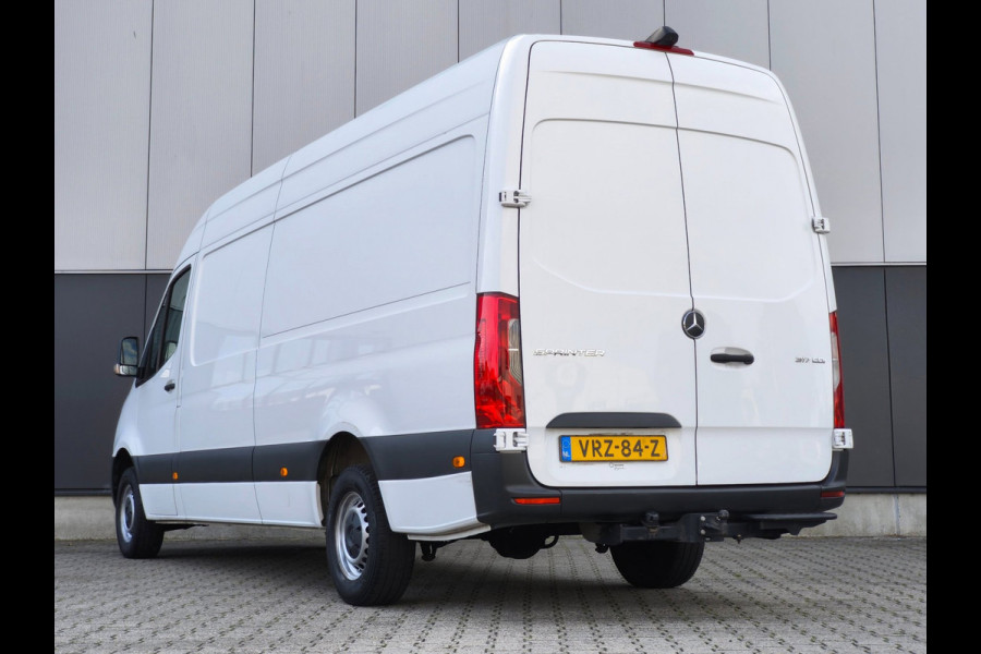 Mercedes-Benz Sprinter 317 AUTOMAAT 3500KG TREKHAAK L3H2 CRUISE CLIMATE