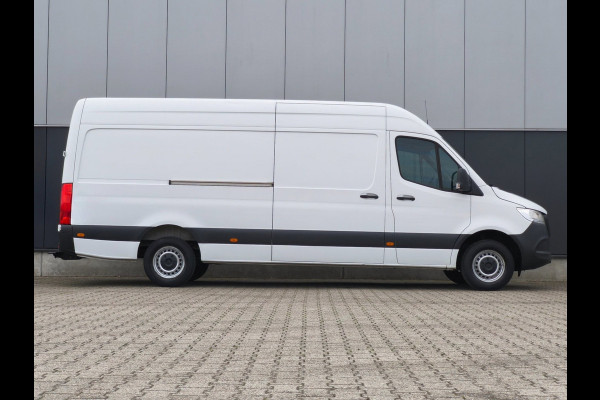 Mercedes-Benz Sprinter 317 AUTOMAAT 3500KG TREKHAAK L3H2 CRUISE CLIMATE