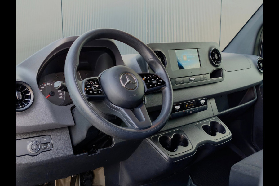 Mercedes-Benz Sprinter 317 AUTOMAAT 3500KG TREKHAAK L3H2 CRUISE CLIMATE