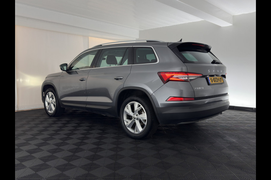 Škoda Kodiaq 1.5 TSI Business Edition [7-Pers.] (INCL.BTW) Aut. *LEATHER-FABRIC | FULL-LED | DIGI-COCKPIT | ADAPTIVE-CRUISE | HEATED-COMFORTSEATS | CAMERA | KEYLESS | NAVI-FULLMAP | AMBIENT-LIGHT | DAB+ | SHIFT-PADDLES | ECC | PDC | 19''AL