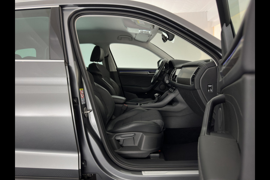 Škoda Kodiaq 1.5 TSI Business Edition [7-Pers.] (INCL.BTW) Aut. *LEATHER-FABRIC | FULL-LED | DIGI-COCKPIT | ADAPTIVE-CRUISE | HEATED-COMFORTSEATS | CAMERA | KEYLESS | NAVI-FULLMAP | AMBIENT-LIGHT | DAB+ | SHIFT-PADDLES | ECC | PDC | 19''AL