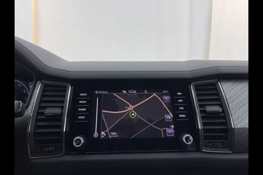 Škoda Kodiaq 1.5 TSI Business Edition [7-Pers.] (INCL.BTW) Aut. *LEATHER-FABRIC | FULL-LED | DIGI-COCKPIT | ADAPTIVE-CRUISE | HEATED-COMFORTSEATS | CAMERA | KEYLESS | NAVI-FULLMAP | AMBIENT-LIGHT | DAB+ | SHIFT-PADDLES | ECC | PDC | 19''AL