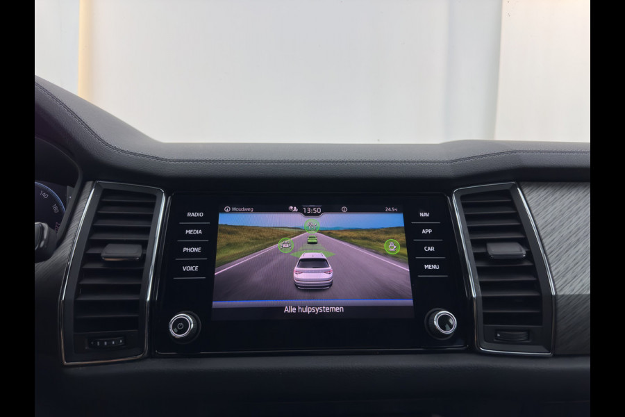 Škoda Kodiaq 1.5 TSI Business Edition [7-Pers.] (INCL.BTW) Aut. *LEATHER-FABRIC | FULL-LED | DIGI-COCKPIT | ADAPTIVE-CRUISE | HEATED-COMFORTSEATS | CAMERA | KEYLESS | NAVI-FULLMAP | AMBIENT-LIGHT | DAB+ | SHIFT-PADDLES | ECC | PDC | 19''AL