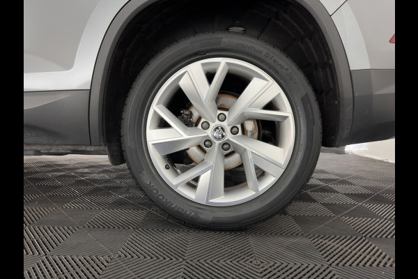 Škoda Kodiaq 1.5 TSI Business Edition [7-Pers.] (INCL.BTW) Aut. *LEATHER-FABRIC | FULL-LED | DIGI-COCKPIT | ADAPTIVE-CRUISE | HEATED-COMFORTSEATS | CAMERA | KEYLESS | NAVI-FULLMAP | AMBIENT-LIGHT | DAB+ | SHIFT-PADDLES | ECC | PDC | 19''AL