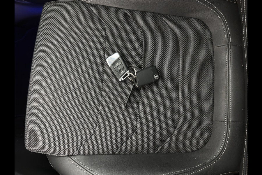 Škoda Kodiaq 1.5 TSI Business Edition [7-Pers.] (INCL.BTW) Aut. *LEATHER-FABRIC | FULL-LED | DIGI-COCKPIT | ADAPTIVE-CRUISE | HEATED-COMFORTSEATS | CAMERA | KEYLESS | NAVI-FULLMAP | AMBIENT-LIGHT | DAB+ | SHIFT-PADDLES | ECC | PDC | 19''AL
