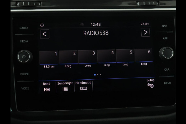 Volkswagen Tiguan 1.4 TSI Comfortline Business | Adapt. Cruise | Stoelverwarming | Navigatie | Pano.Dak |