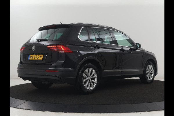 Volkswagen Tiguan 1.4 TSI Comfortline Business | Adapt. Cruise | Stoelverwarming | Navigatie | Pano.Dak |