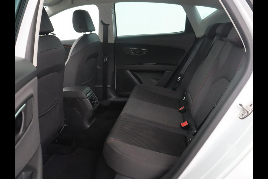 Seat Leon 1.4 EcoTSI FR Business Intense | Automaat | Apple Carplay | LED |