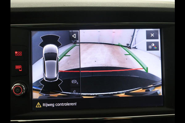 Seat Leon 1.4 EcoTSI FR Business Intense | Automaat | Apple Carplay | LED |
