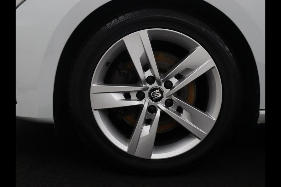 Seat Leon 1.4 EcoTSI FR Business Intense | Automaat | Apple Carplay | LED |