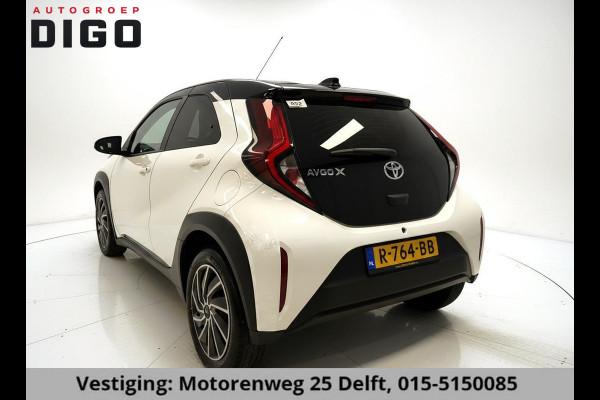 Toyota Aygo X 1.0 AUTOMAAT BI-TONE GARANTIE TOT 08-2032! . ACHTERUITRIJ CAMERA . SLECHTS 38.000 KM . APPLE CARPLAY & ANDRIOD AUTO