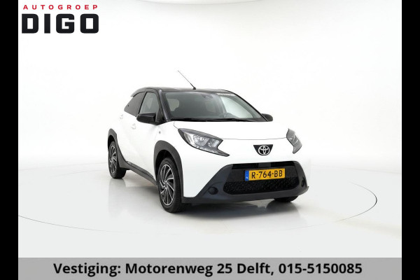 Toyota Aygo X 1.0 AUTOMAAT BI-TONE GARANTIE TOT 08-2032! . ACHTERUITRIJ CAMERA . SLECHTS 38.000 KM . APPLE CARPLAY & ANDRIOD AUTO