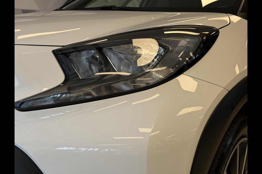 Toyota Aygo X 1.0 AUTOMAAT BI-TONE GARANTIE TOT 08-2032! . ACHTERUITRIJ CAMERA . SLECHTS 38.000 KM . APPLE CARPLAY & ANDRIOD AUTO