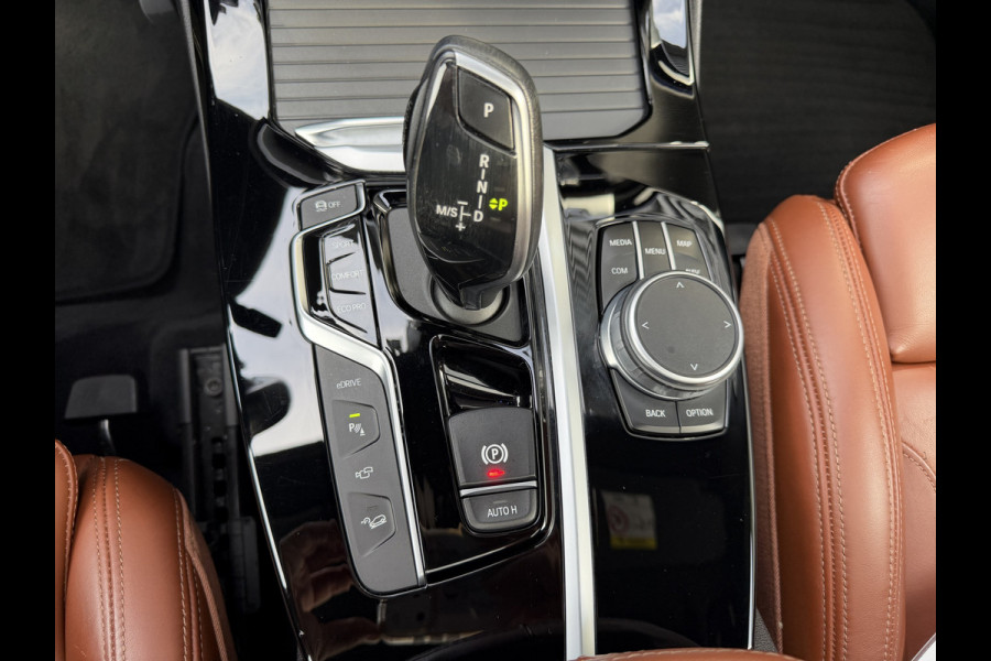 BMW X3 xDrive30e Business Edition Plus | M-Sport Individual | Panorama dak | 360 Camera | Leder