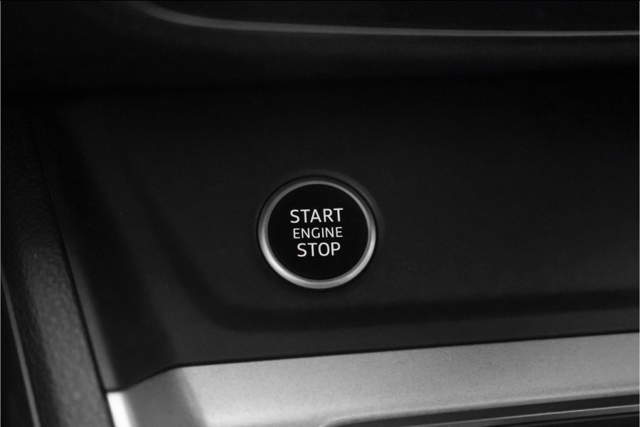 Audi Q3 45 TFSI e S Edition Zwart Optiek Navi ACC Keyless Camera 19"