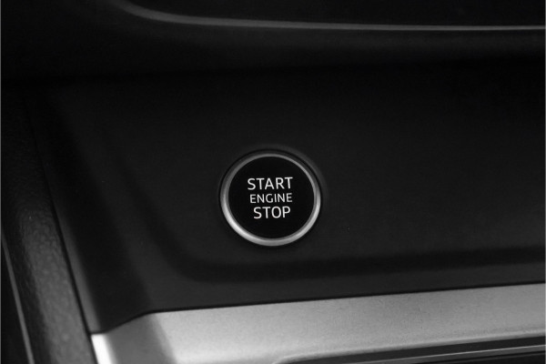 Audi Q3 45 TFSI e S Edition Zwart Optiek Navi ACC Keyless Camera 19"