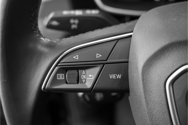 Audi Q3 45 TFSI e S Edition Zwart Optiek Navi ACC Keyless Camera 19"