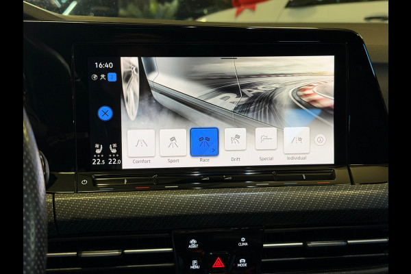 Volkswagen Golf 2.0 TSI R 4Motion|PANO|AKRA|HUD|MEMORY|FULL!!