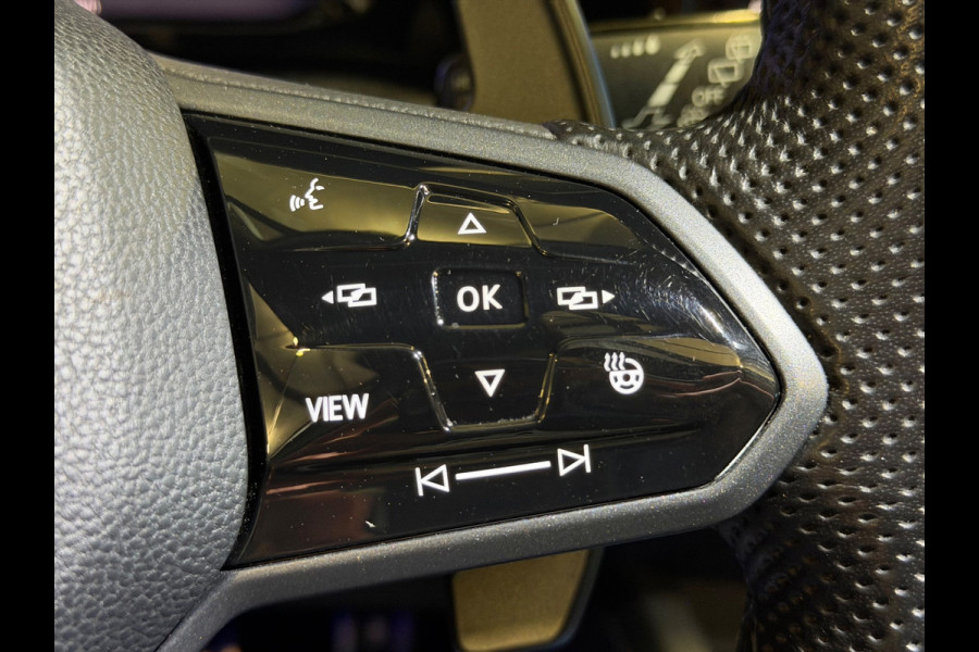 Volkswagen Golf 2.0 TSI R 4Motion|PANO|AKRA|HUD|MEMORY|FULL!!