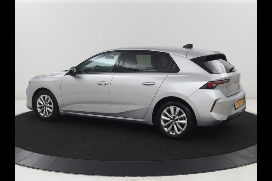Opel Astra 1.2 Business Edition | Stuur/stoel verwarming | Carplay | Camera | Park assist | Adaptive cruise | Navigatie | Virtueel dashboard