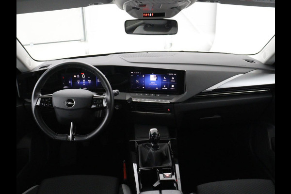 Opel Astra 1.2 Business Edition | Stuur/stoel verwarming | Carplay | Camera | Park assist | Adaptive cruise | Navigatie | Virtueel dashboard