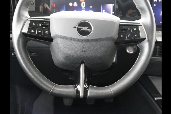 Opel Astra 1.2 Business Edition | Stuur/stoel verwarming | Carplay | Camera | Park assist | Adaptive cruise | Navigatie | Virtueel dashboard
