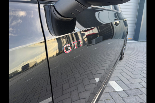 Volkswagen Golf 2.0 TSI GTI CLUBSPORT|PANO|AKRA|LEDER|HuD|IQ|BOMVOL