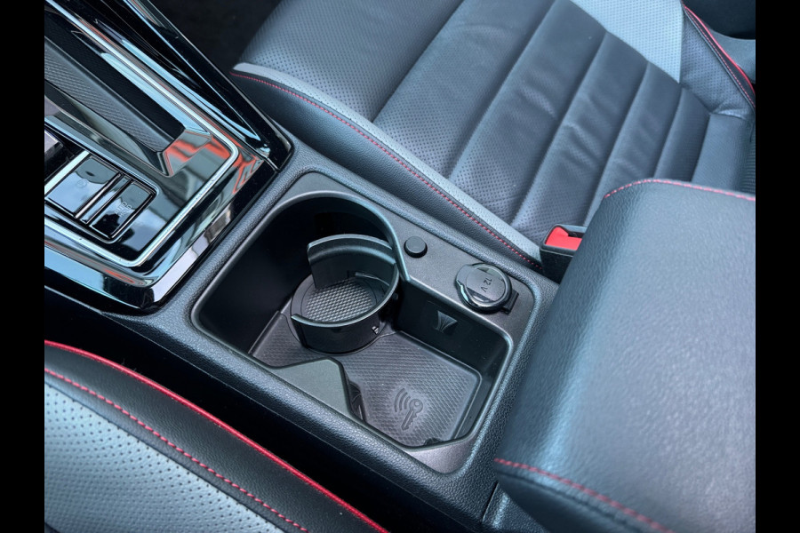 Volkswagen Golf 2.0 TSI GTI CLUBSPORT|PANO|AKRA|LEDER|HuD|IQ|BOMVOL