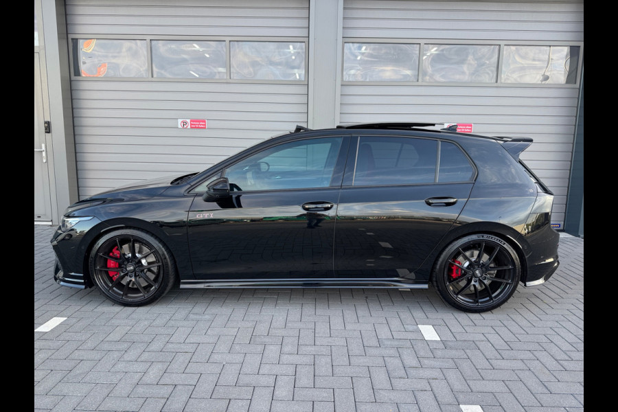 Volkswagen Golf 2.0 TSI GTI CLUBSPORT|PANO|AKRA|LEDER|HuD|IQ|BOMVOL