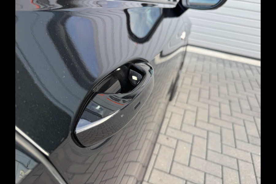Volkswagen Golf 2.0 TSI GTI CLUBSPORT|PANO|AKRA|LEDER|HuD|IQ|BOMVOL