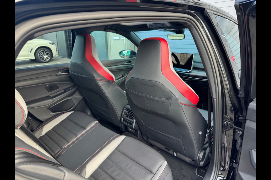 Volkswagen Golf 2.0 TSI GTI CLUBSPORT|PANO|AKRA|LEDER|HuD|IQ|BOMVOL