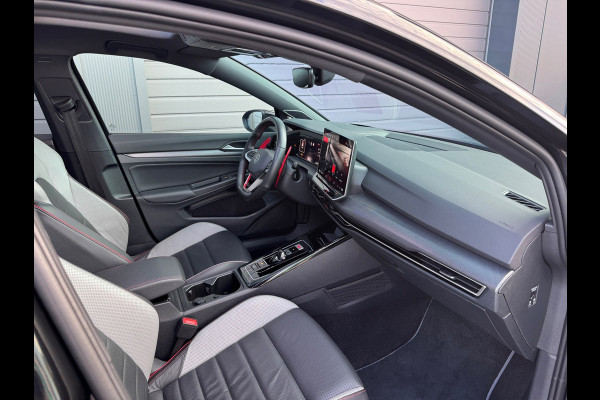 Volkswagen Golf 2.0 TSI GTI CLUBSPORT|PANO|AKRA|LEDER|HuD|IQ|BOMVOL