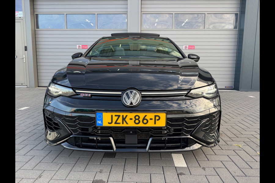 Volkswagen Golf 2.0 TSI GTI CLUBSPORT|PANO|AKRA|LEDER|HuD|IQ|BOMVOL