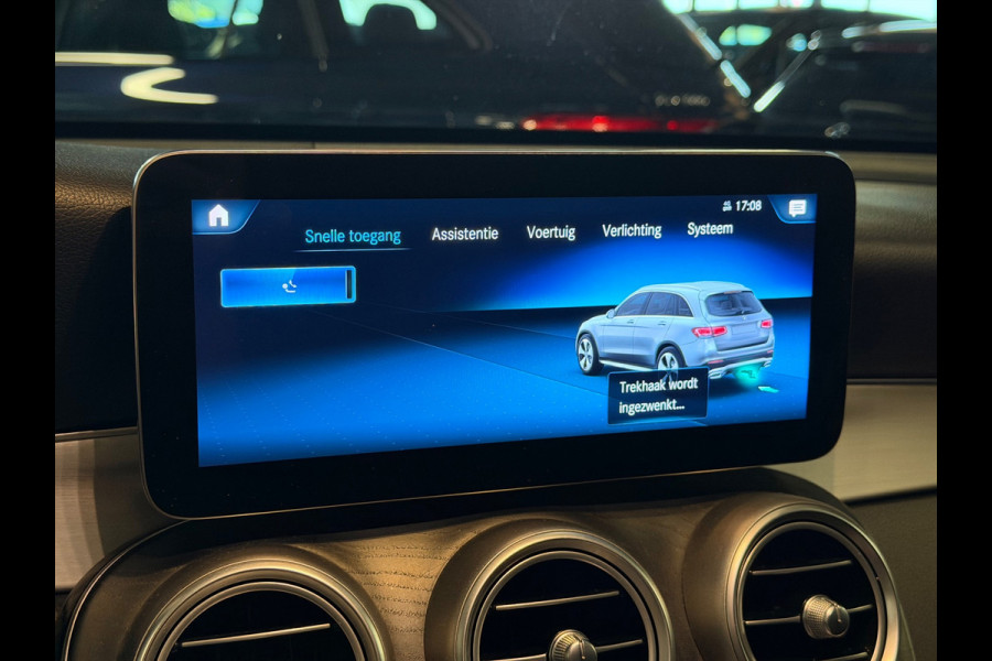 Mercedes-Benz GLC 300e 4MATIC AMG Line|Pano|Trekhaak|Camera