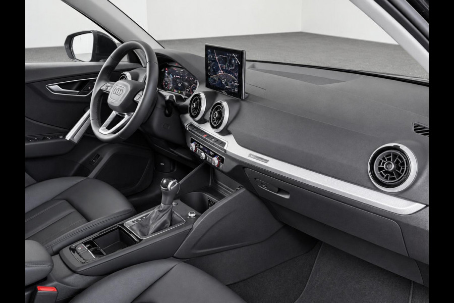 Audi Q2 35 TFSI S Edition Leder Airco Navi Carplay PDC Full LED Adaptive Cruise Control 17" LM Velgen Comfort Pack Privacy Glass
