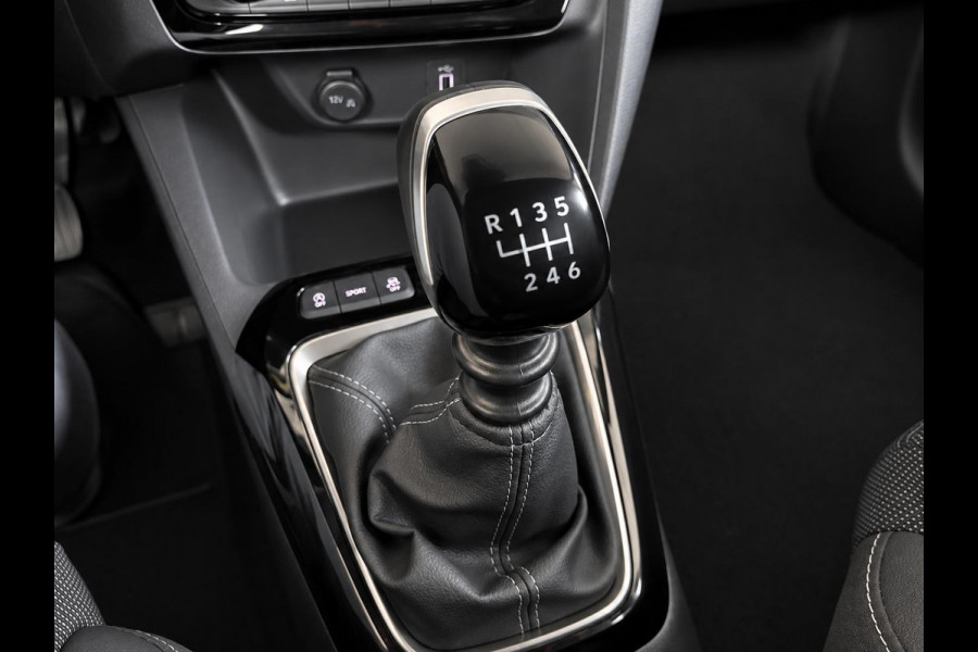 Opel Corsa 1.2 Turbo 100pk Facelift Navigatie By App Wireless Stoel en Stuurverwarming Parkeersensoren Airco Cruise Control Vertigo Black Roof  LMV Android Auto