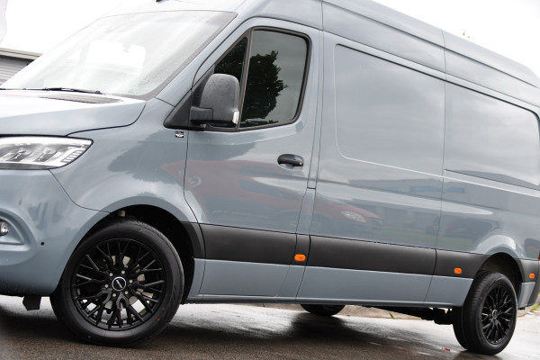 Mercedes-Benz Sprinter 314 2.2 CDI L2H2 PB Edition 360 Camera, Carplay, Cruise, LED, 10,5'' Mbux, Automaat, 143pk, Geveerde Stoel, NAVI, Uniek!