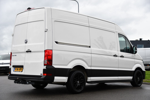 Volkswagen Crafter 35 2.0 TDI L3H3 PB Edition Adaptieve Cruise, Camera, LED, Carplay, Trekhaak, Automaat, 140pk, Sensoren, Multimedia, Uniek!