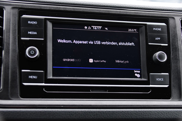 Volkswagen Crafter 35 2.0 TDI L3H3 PB Edition Adaptieve Cruise, Camera, LED, Carplay, Trekhaak, Automaat, 140pk, Sensoren, Multimedia, Uniek!