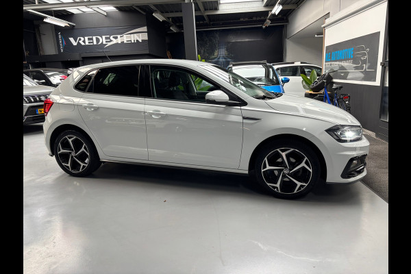 Volkswagen Polo 1.0 TSI Highline Business R / Carplay