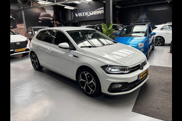 Volkswagen Polo 1.0 TSI Highline Business R / Carplay